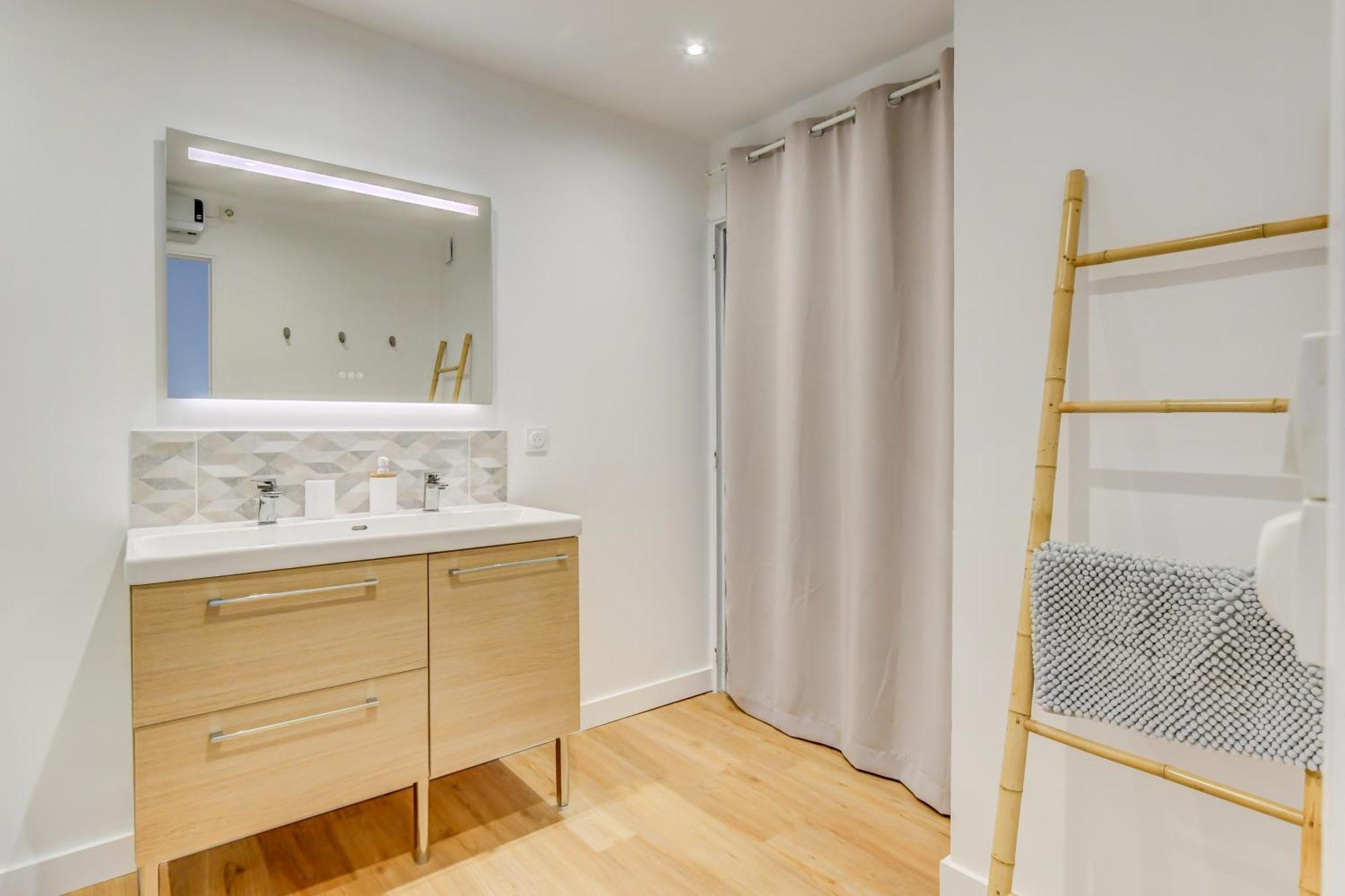 Sunset Duplex - Grand-Rond, Jardin Des Plantes, Centre-Ville, 2 Bdrs 60M2, Ac, Free Public Car Park 200M Away, Netflix - T3 60M2 Avec Clim, Parking Public Gratuit A 200M Toulouse Buitenkant foto